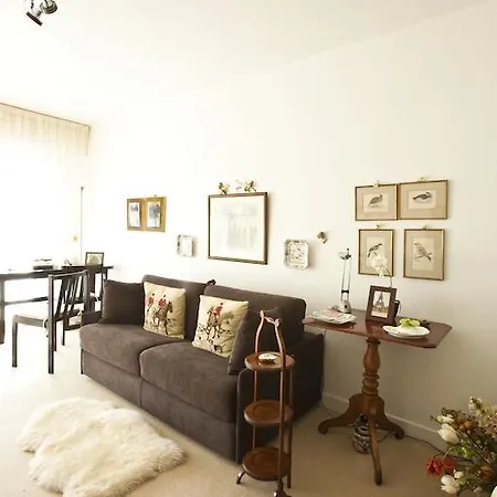 General Bertrand Halldis Apartment Paris