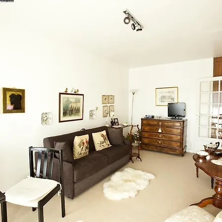 General Bertrand Halldis Apartment Apartment